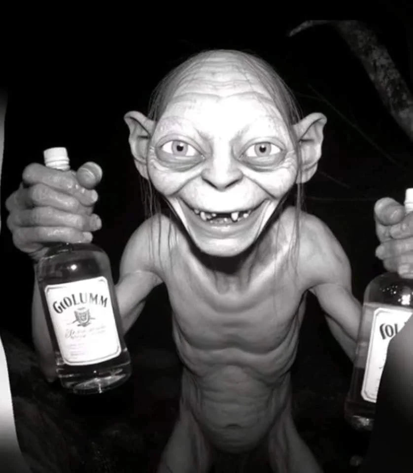 DRUNK GOLLUM REGULAR ТЕНИСКА